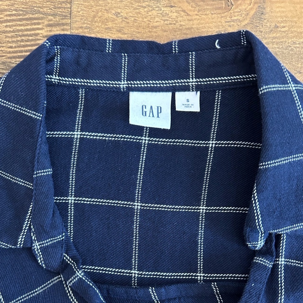 GAP Flannel Blue Buffalo Check Lightweight Long Sleeve - Picture 5 of 12